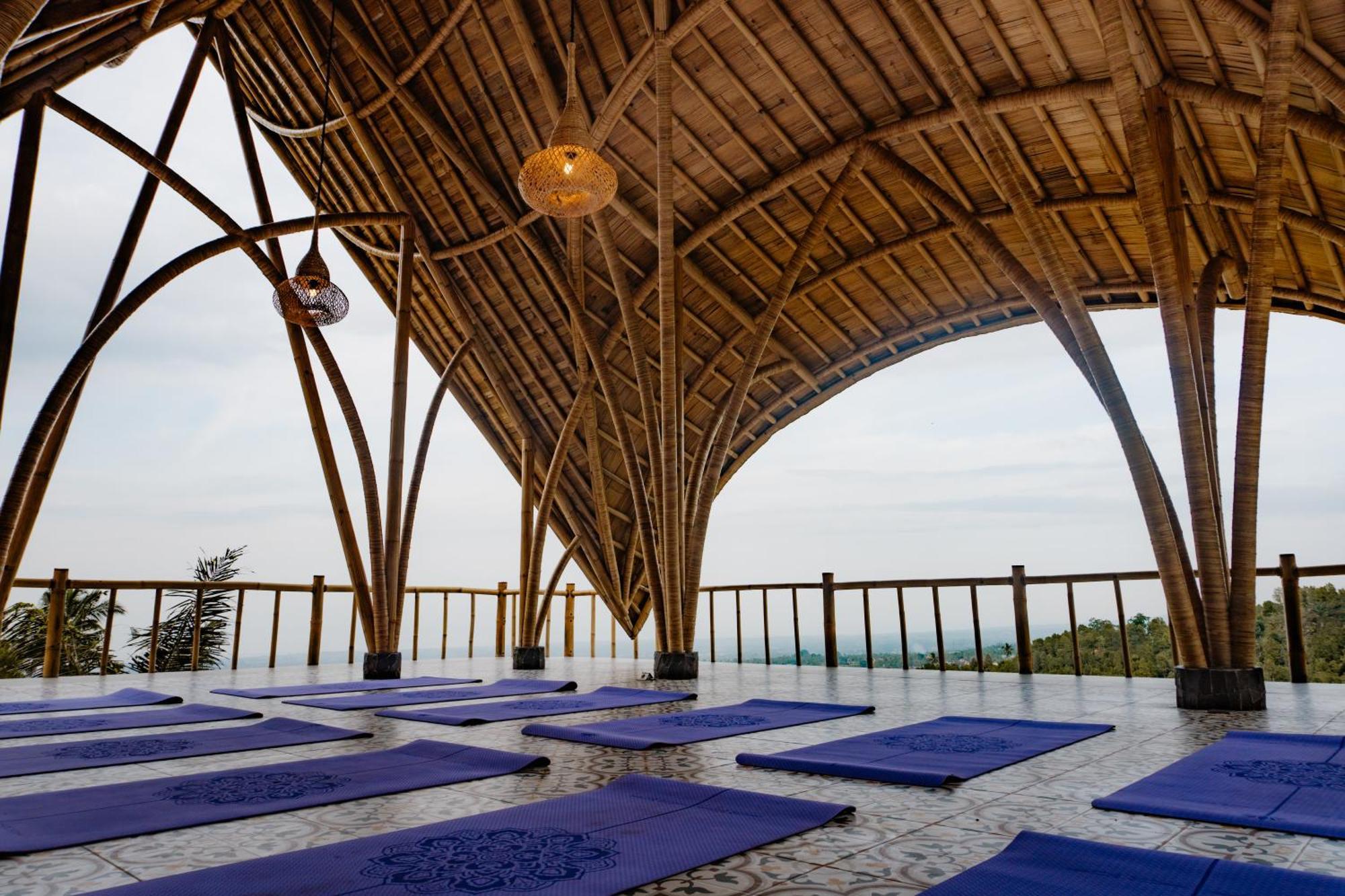 Maha Hills Resort By Mahaprana Experience Lovina  Bagian luar foto