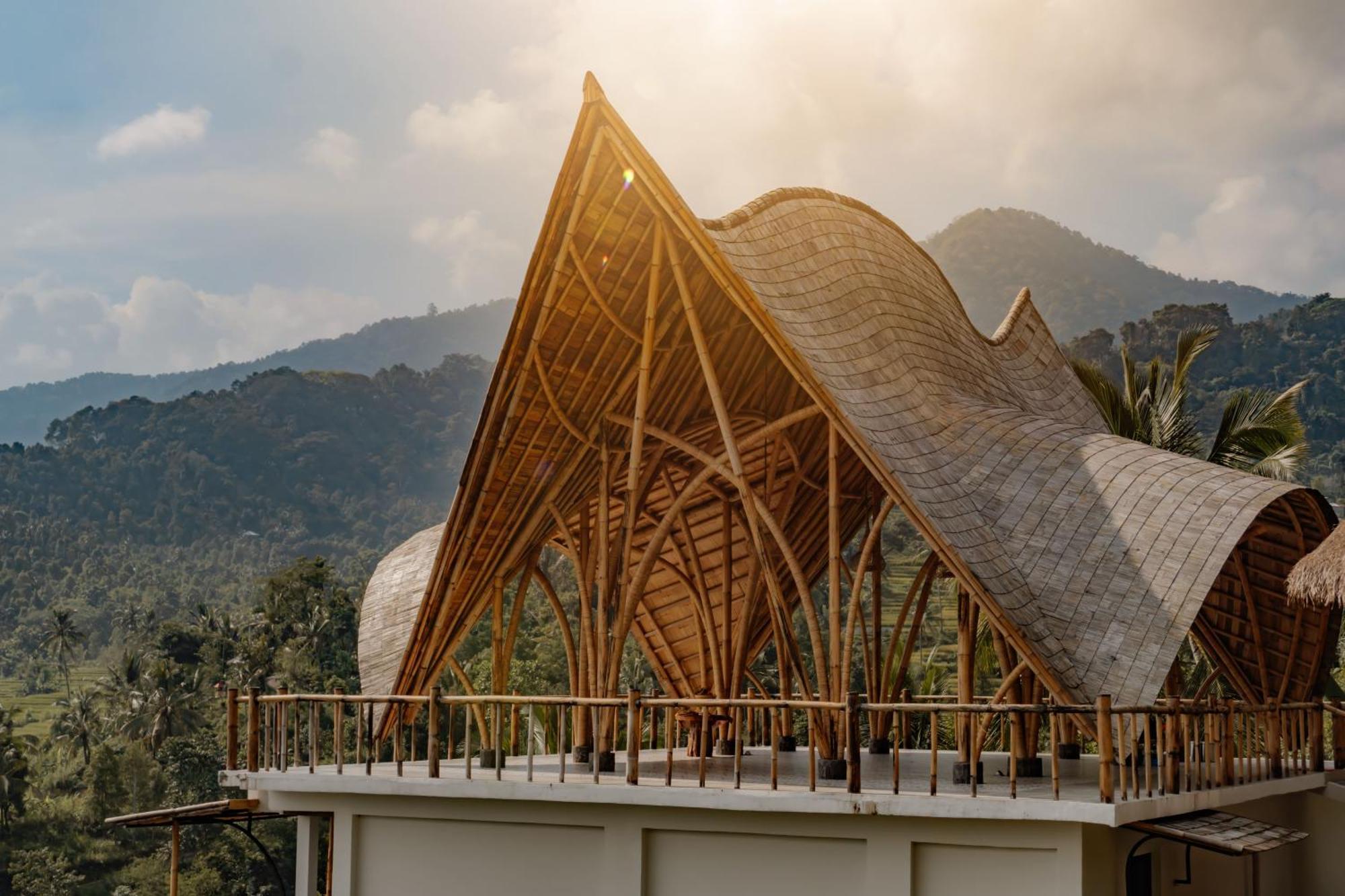 Maha Hills Resort By Mahaprana Experience Lovina  Bagian luar foto